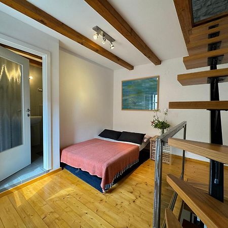 Kate'S Townhouse Daire Buzet Dış mekan fotoğraf